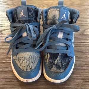 Jordan Preschool 1 Mid DM 8952 400 Washed Denim High-Top Sneakers Classic Design